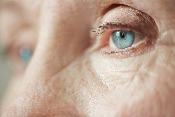 6 Common Eye Diseases Among Elderly People : Silverstein Eye Centers
