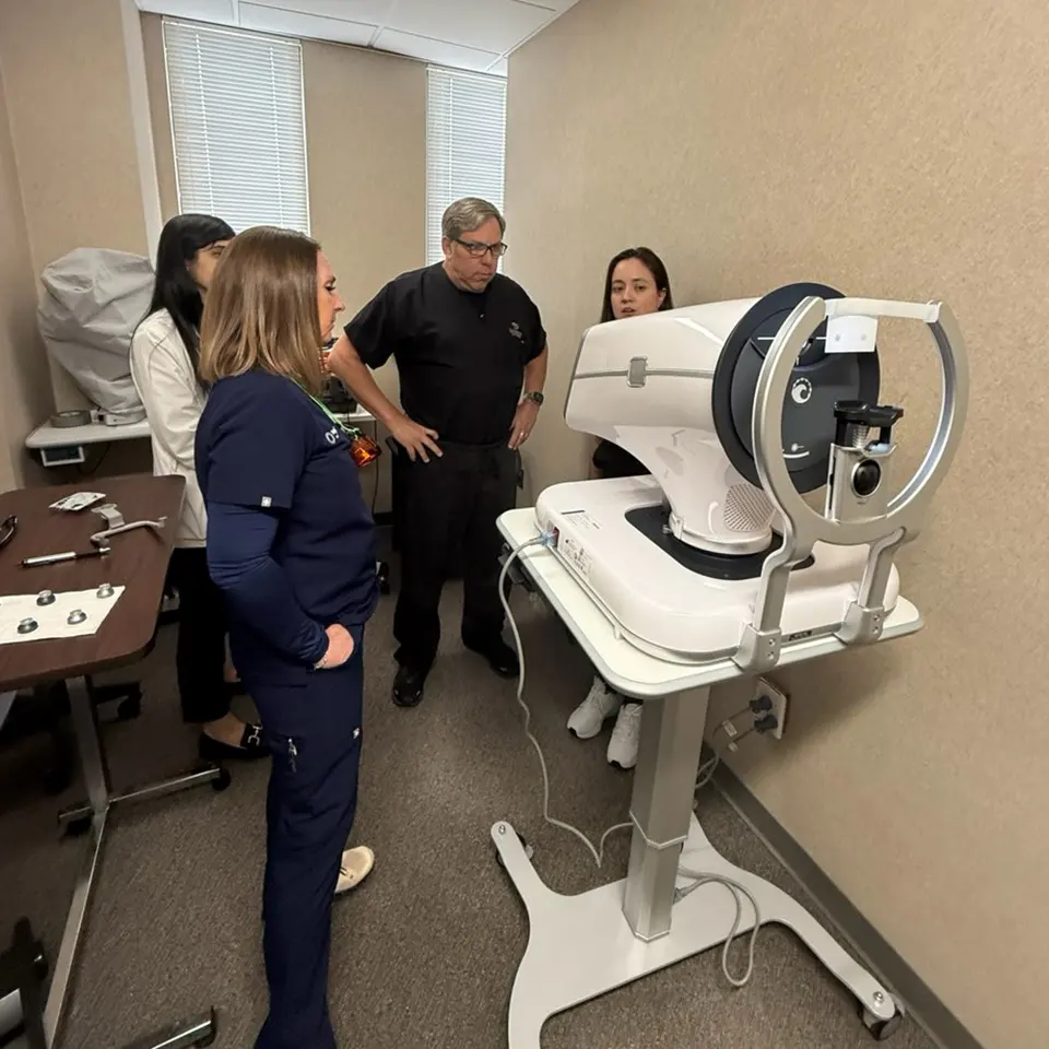 Voyager DSLT Laser at Silverstein Eye Centers of Kansas City, MO